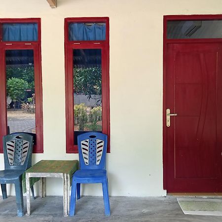 Tangkoko Lodge Bitung Buitenkant foto