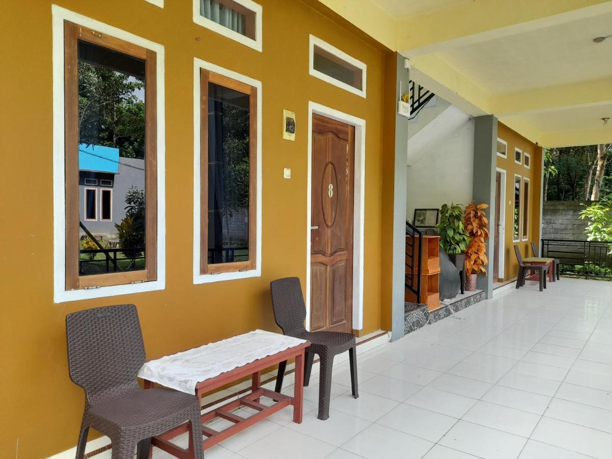 Tangkoko Lodge Bitung Buitenkant foto