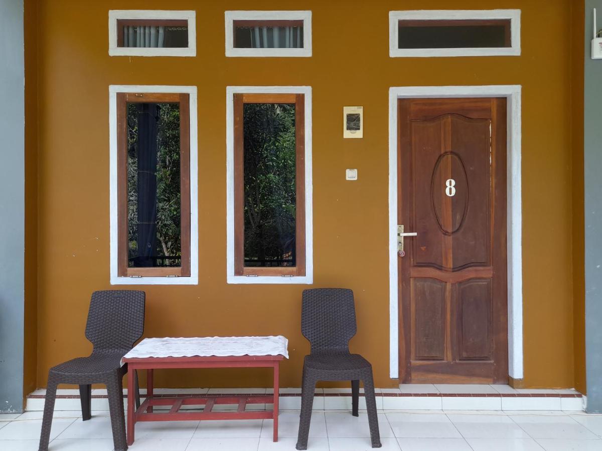 Tangkoko Lodge Bitung Buitenkant foto