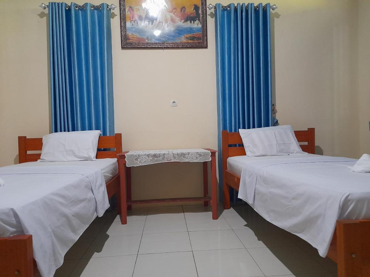 Tangkoko Lodge Bitung Buitenkant foto