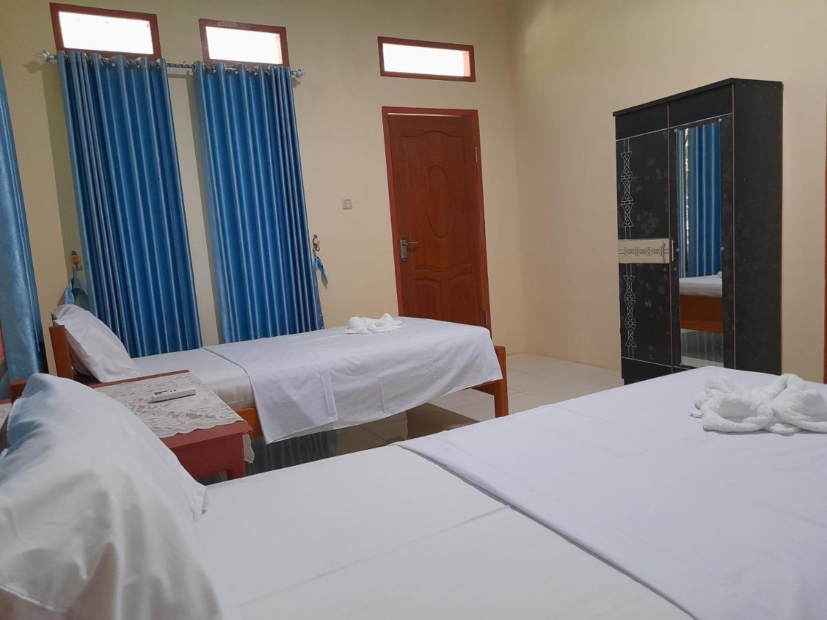 Tangkoko Lodge Bitung Buitenkant foto